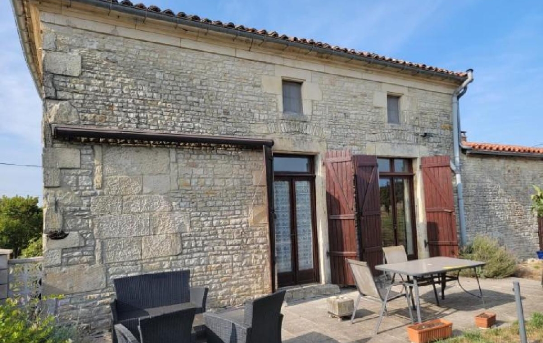 AGENCE TIC RUFFEC : Maison / Villa | VILLEFAGNAN (16240) | 141 m2 | 148 700 &euro; 