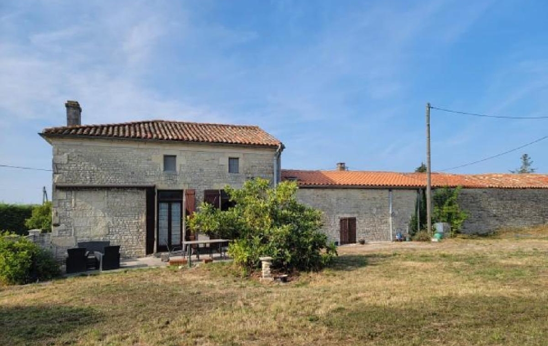 AGENCE TIC RUFFEC : Maison / Villa | VILLEFAGNAN (16240) | 141 m2 | 148 700 &euro; 