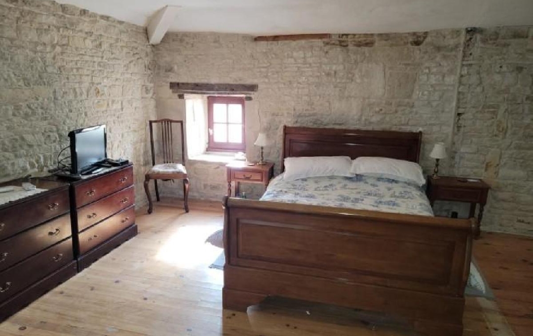 AGENCE TIC RUFFEC : Maison / Villa | VILLEFAGNAN (16240) | 141 m2 | 148 700 &euro; 