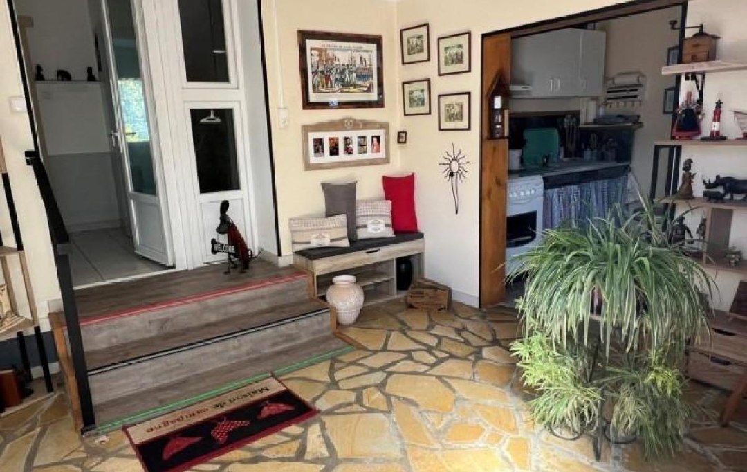 AGENCE TIC RUFFEC : Maison / Villa | RUFFEC (16700) | 147 m2 | 180 800 &euro; 