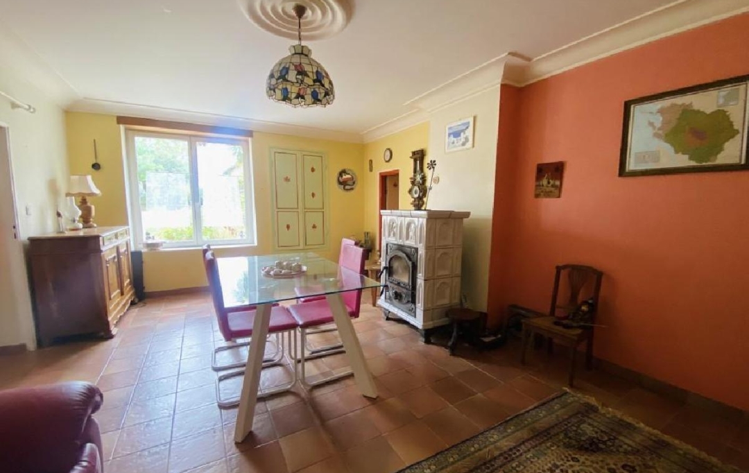 AGENCE TIC RUFFEC : Maison / Villa | CIVRAY (86400) | 150 m2 | 229 780 € 