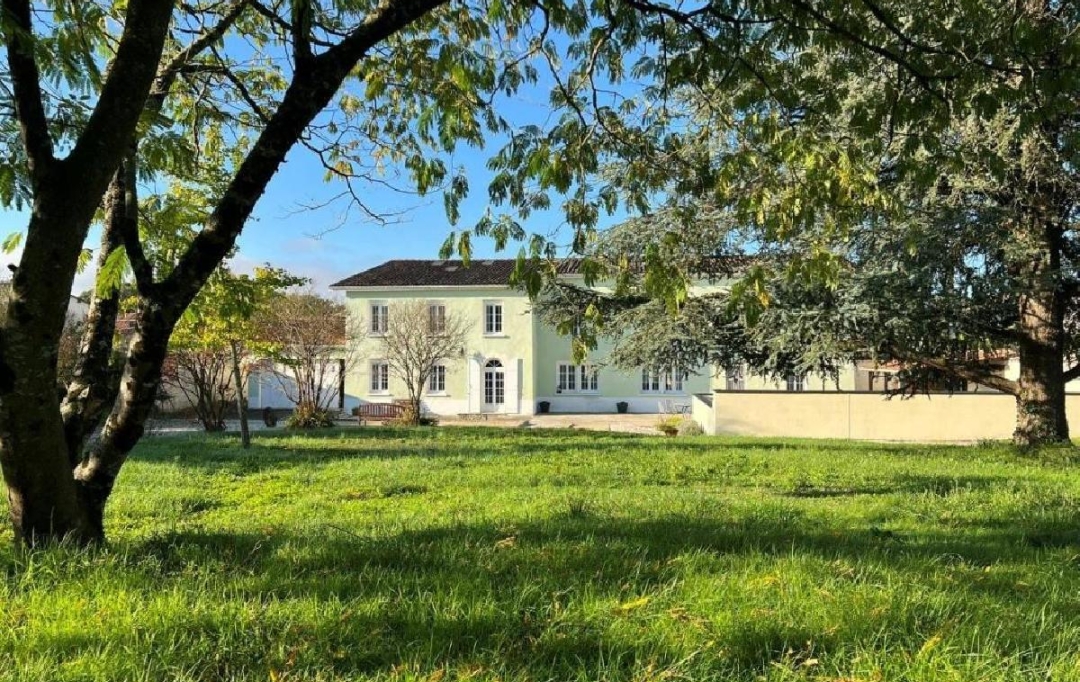 AGENCE TIC RUFFEC : Maison / Villa | AIGRE (16140) | 302 m2 | 442 000 &euro; 