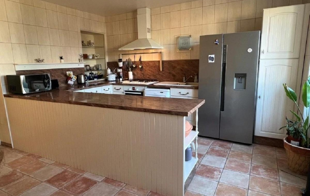 AGENCE TIC RUFFEC : Maison / Villa | AIGRE (16140) | 302 m2 | 442 000 &euro; 