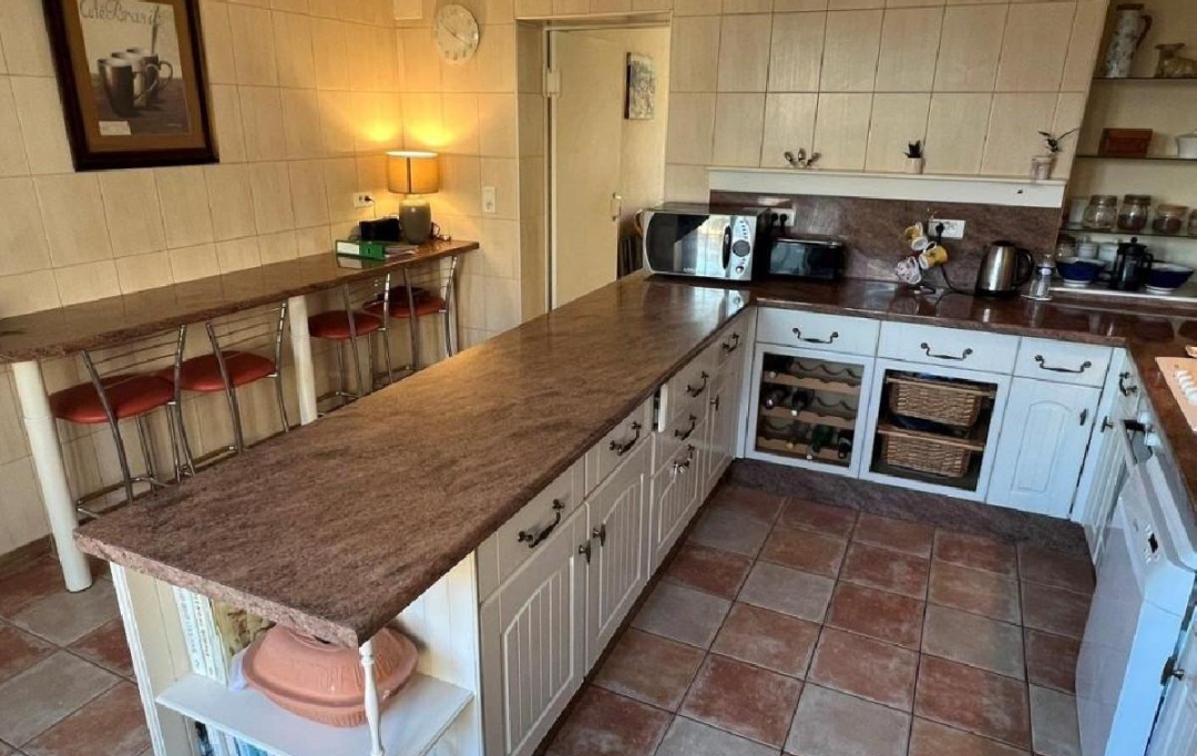 AGENCE TIC RUFFEC : Maison / Villa | AIGRE (16140) | 302 m2 | 442 000 &euro; 