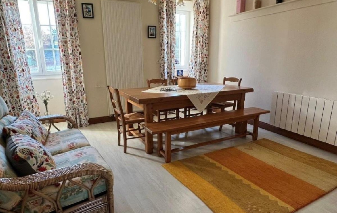 AGENCE TIC RUFFEC : Maison / Villa | AIGRE (16140) | 302 m2 | 442 000 &euro; 
