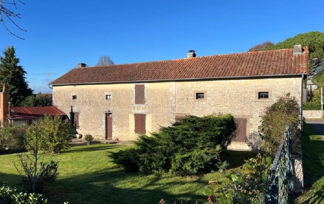 AGENCE TIC RUFFEC : Maison / Villa | NANTEUIL-EN-VALLEE (16700) | 154 m2 | 127 650 € 