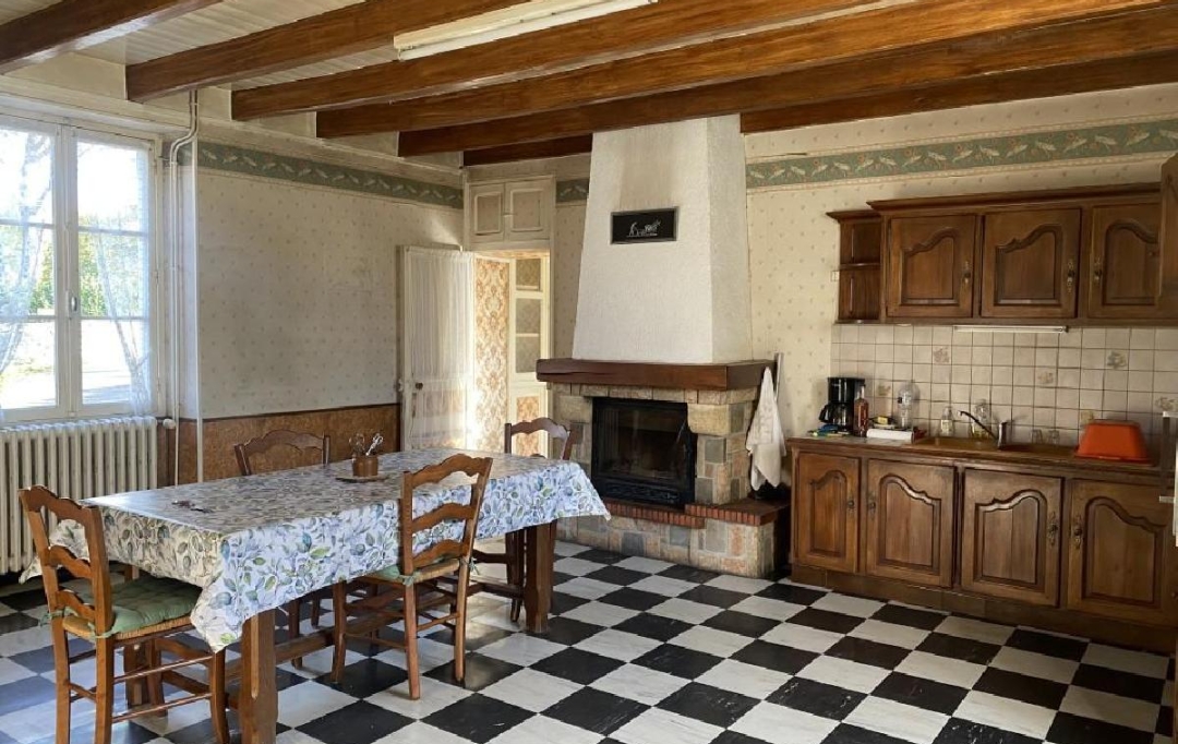 AGENCE TIC RUFFEC : Maison / Villa | NANTEUIL-EN-VALLEE (16700) | 154 m2 | 127 650 € 