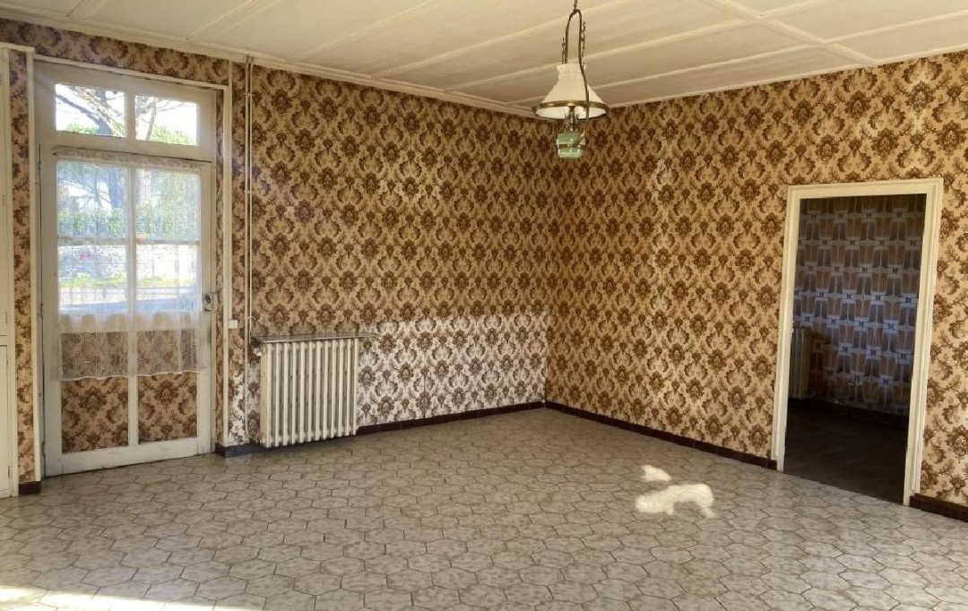 AGENCE TIC RUFFEC : Maison / Villa | NANTEUIL-EN-VALLEE (16700) | 154 m2 | 127 650 € 