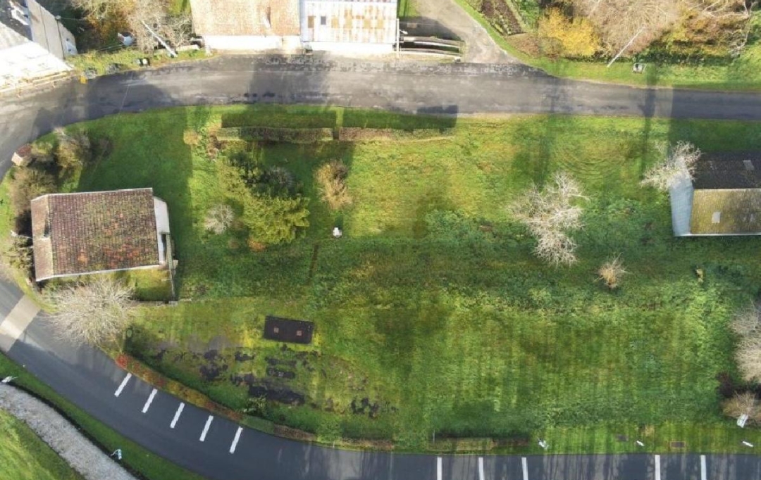 AGENCE TIC RUFFEC : Maison / Villa | NANTEUIL-EN-VALLEE (16700) | 112 m2 | 115 000 € 