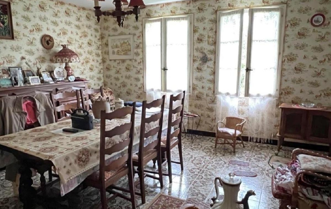 AGENCE TIC RUFFEC : Maison / Villa | NANTEUIL-EN-VALLEE (16700) | 112 m2 | 115 000 € 
