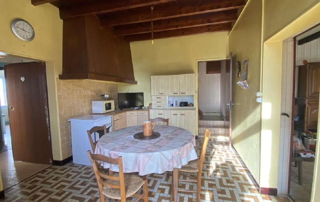 AGENCE TIC RUFFEC : Maison / Villa | SAUZE-VAUSSAIS (79190) | 120 m2 | 119 200 € 