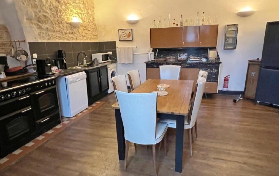 AGENCE TIC RUFFEC : Maison / Villa | CIVRAY (86400) | 201 m2 | 196 800 € 