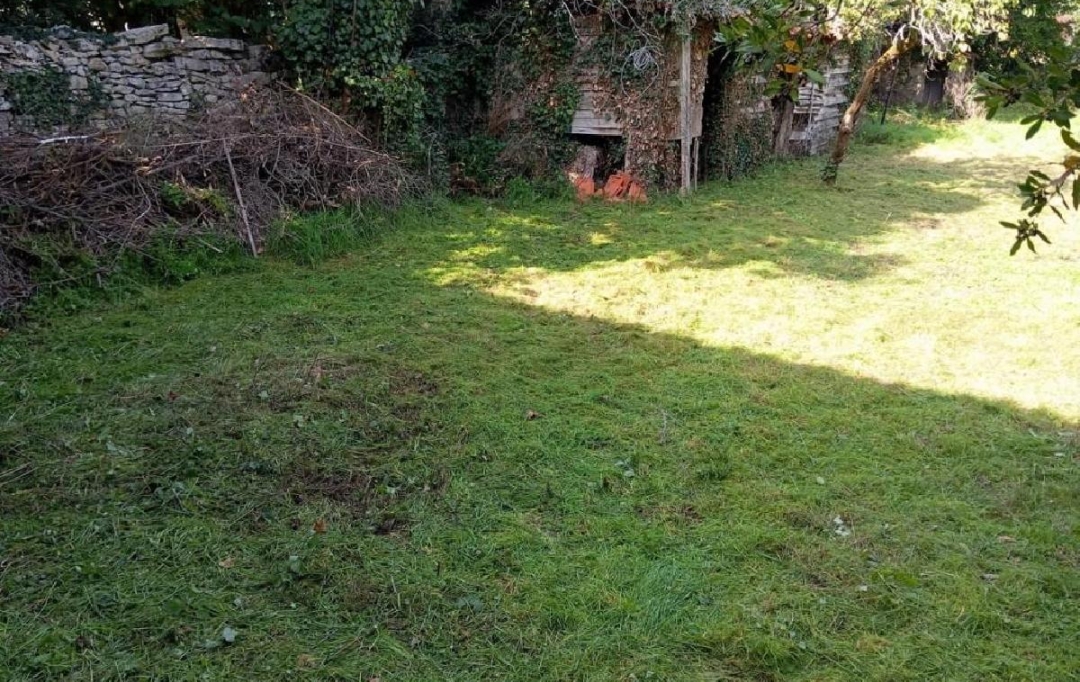 AGENCE TIC RUFFEC : Maison / Villa | RUFFEC (16700) | 93 m2 | 75 000 € 