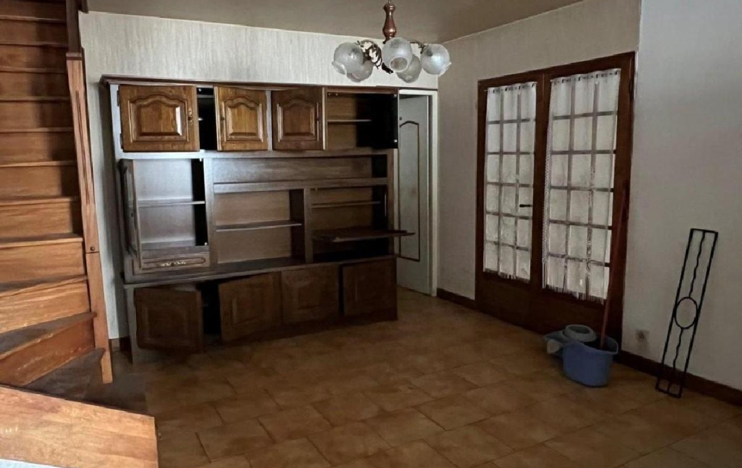 AGENCE TIC RUFFEC : Maison / Villa | RUFFEC (16700) | 93 m2 | 75 000 € 