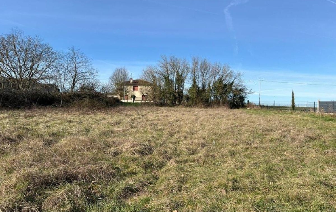 AGENCE TIC RUFFEC : House | RUFFEC (16700) | 0 m2 | 19 000 € 