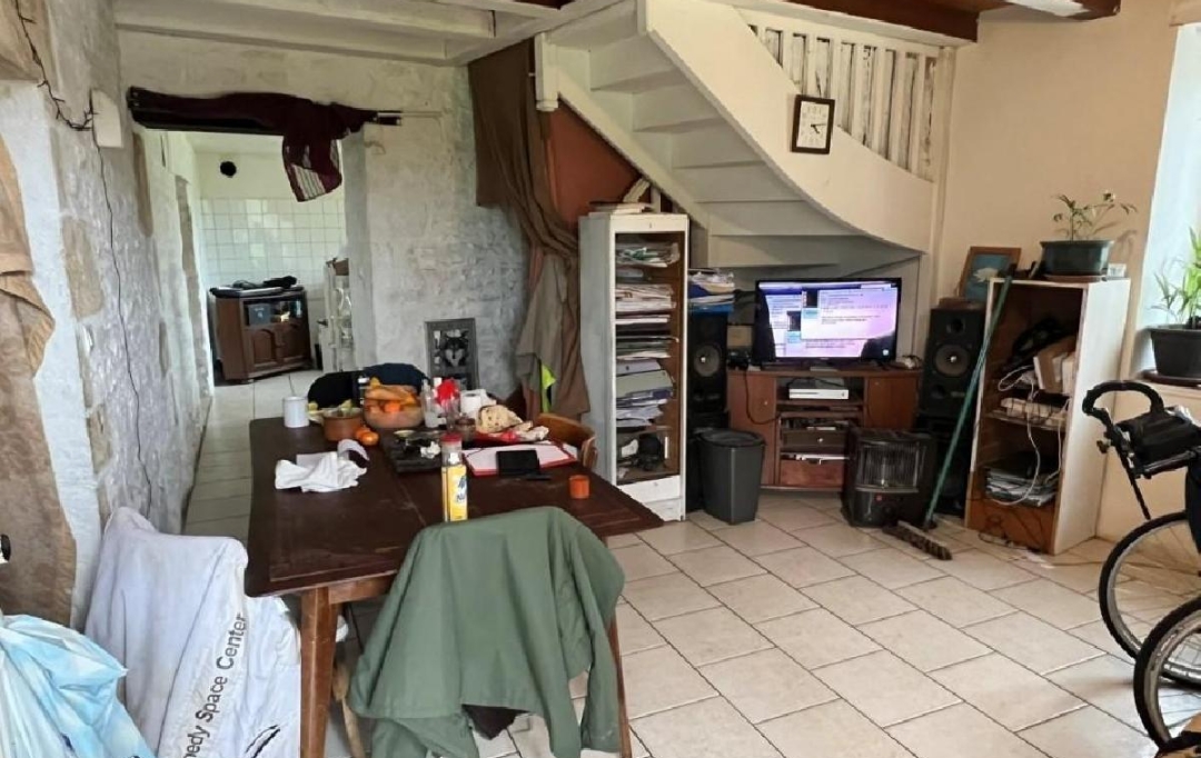 AGENCE TIC RUFFEC : Maison / Villa | RUFFEC (16700) | 103 m2 | 75 000 € 