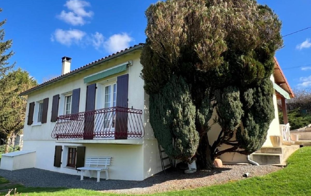 AGENCE TIC RUFFEC : Maison / Villa | CELLEFROUIN (16260) | 119 m2 | 164 850 € 