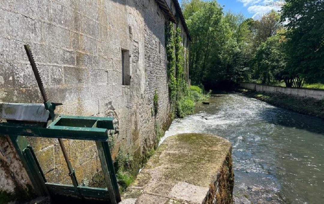 AGENCE TIC RUFFEC : House | VERTEUIL-SUR-CHARENTE (16510) | 129 m2 | 326 000 € 