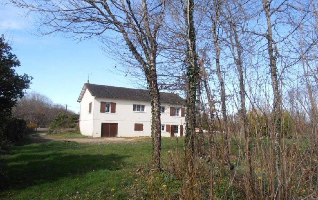 AGENCE TIC RUFFEC : Maison / Villa | CIVRAY (86400) | 113 m2 | 185 000 € 