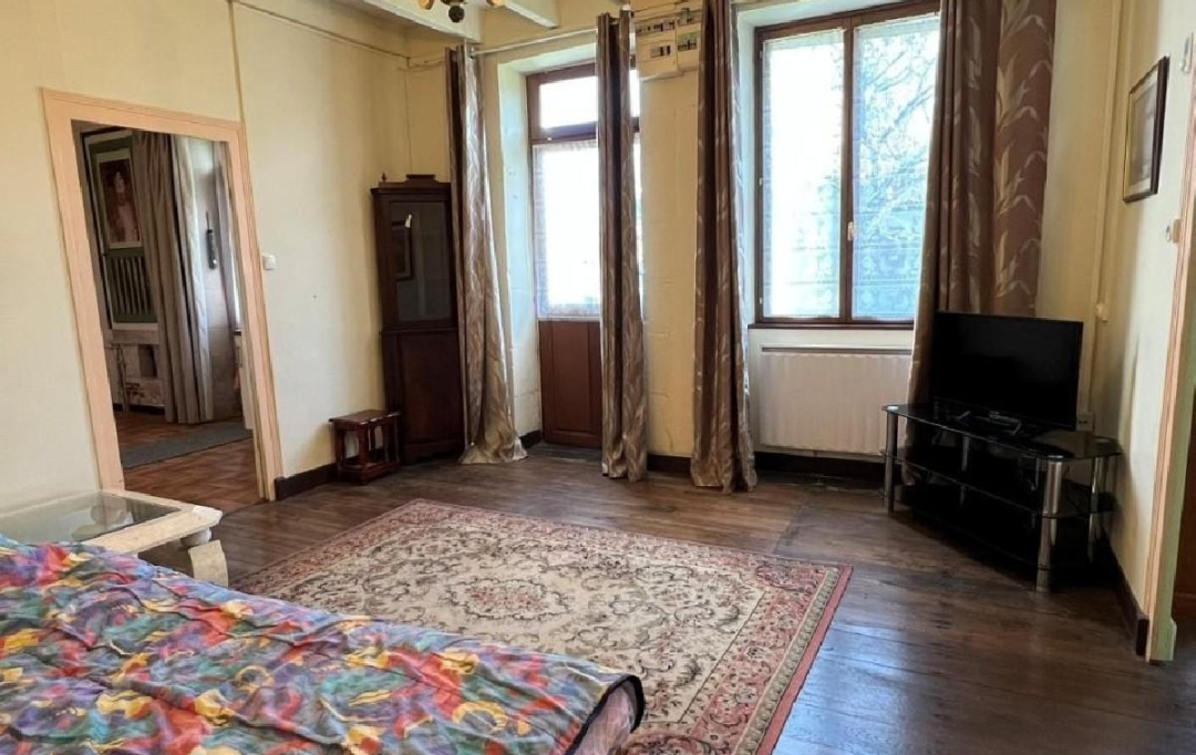 AGENCE TIC RUFFEC : Maison / Villa | CIVRAY (86400) | 172 m2 | 118 275 &euro; 