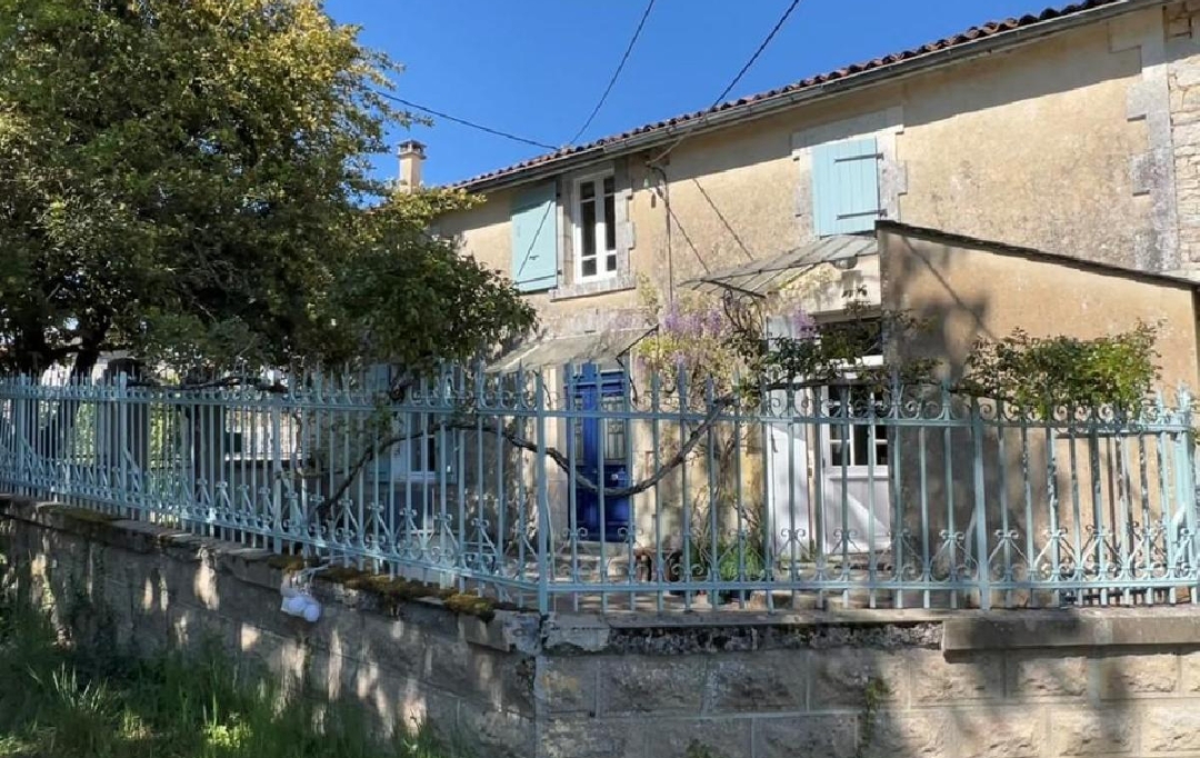 AGENCE TIC RUFFEC : Maison / Villa | RUFFEC (16700) | 187 m2 | 196 800 &euro; 