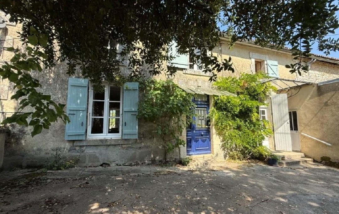 AGENCE TIC RUFFEC : Maison / Villa | RUFFEC (16700) | 187 m2 | 196 800 &euro; 