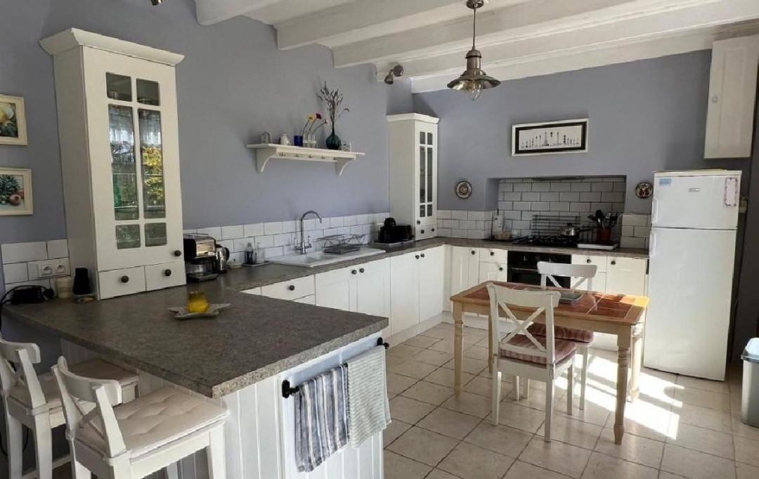 AGENCE TIC RUFFEC : Maison / Villa | CHARROUX (86250) | 104 m2 | 196 800 € 
