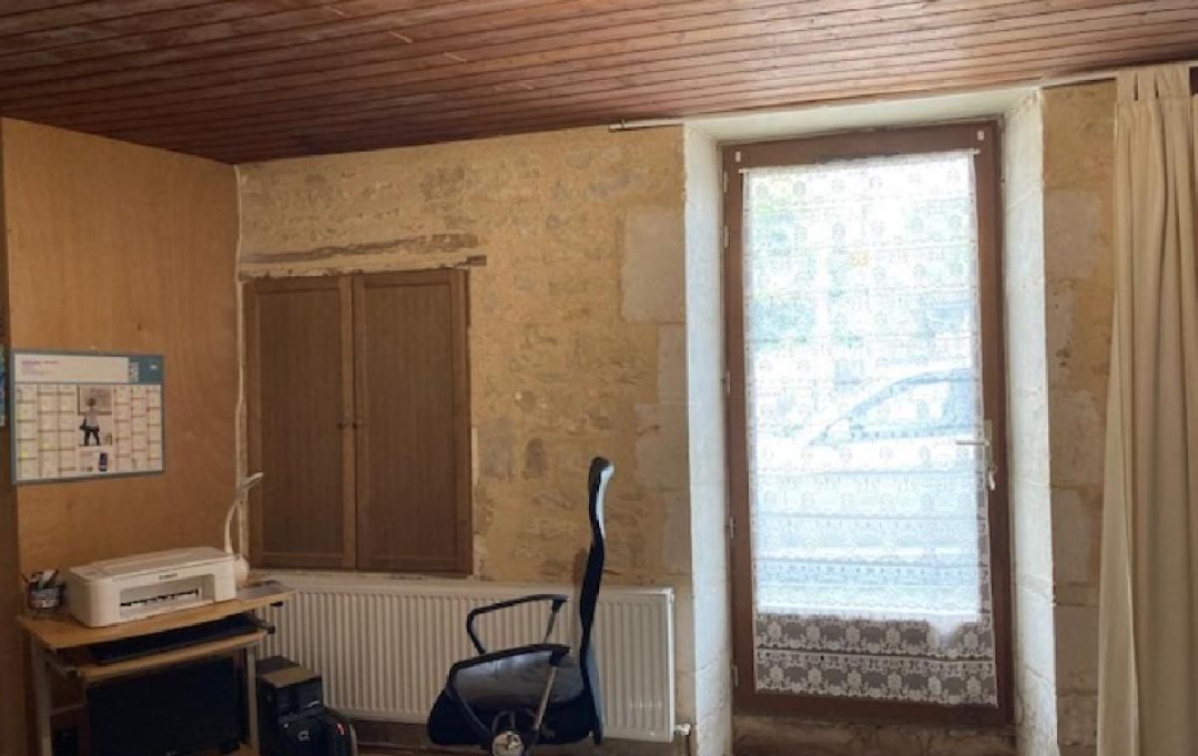 AGENCE TIC RUFFEC : Maison / Villa | RUFFEC (16700) | 116 m2 | 58 000 € 