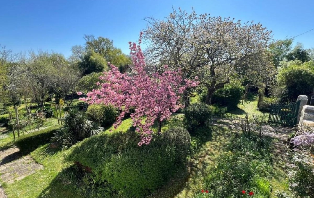 AGENCE TIC RUFFEC : Maison / Villa | RUFFEC (16700) | 155 m2 | 212 760 € 