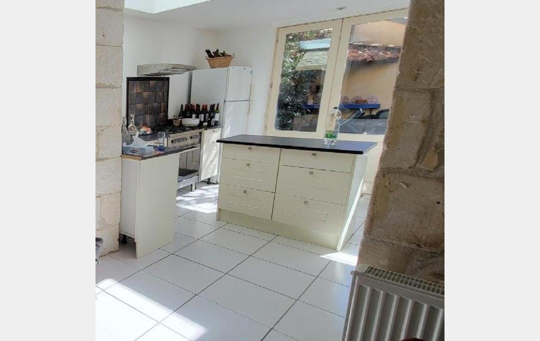 AGENCE TIC RUFFEC : House | RUFFEC (16700) | 127 m2 | 139 780 € 