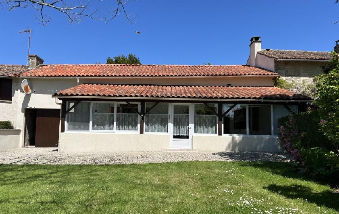 AGENCE TIC RUFFEC : Maison / Villa | CHEF-BOUTONNE (79110) | 147 m2 | 127 650 € 
