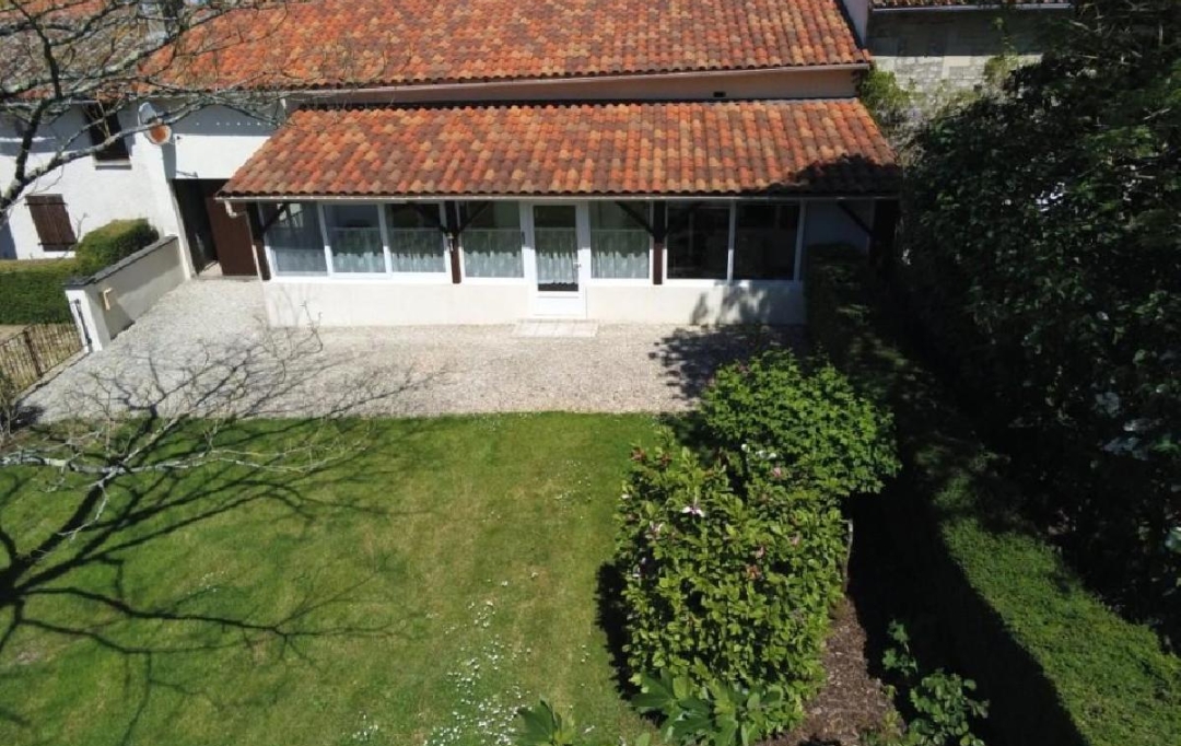 AGENCE TIC RUFFEC : Maison / Villa | CHEF-BOUTONNE (79110) | 147 m2 | 127 650 € 