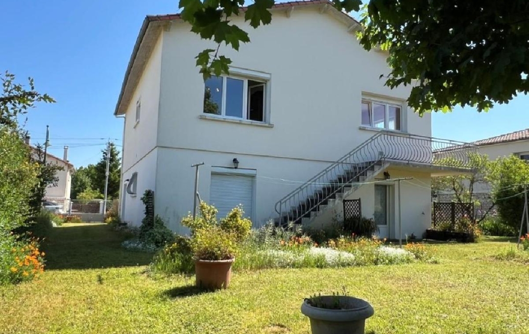 AGENCE TIC RUFFEC : Maison / Villa | RUFFEC (16700) | 131 m2 | 170 200 € 