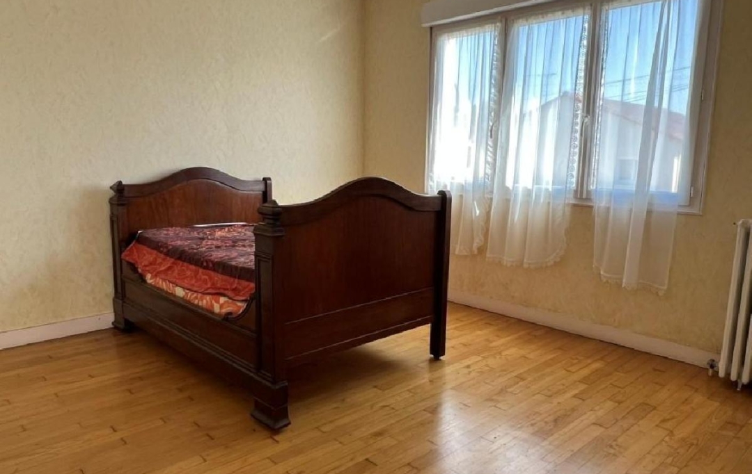 AGENCE TIC RUFFEC : Maison / Villa | RUFFEC (16700) | 131 m2 | 154 255 &euro; 