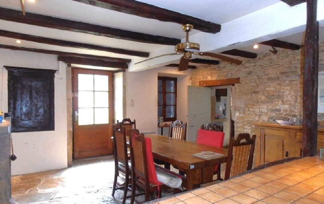 AGENCE TIC RUFFEC : Maison / Villa | LEZAY (79120) | 180 m2 | 199 950 &euro; 