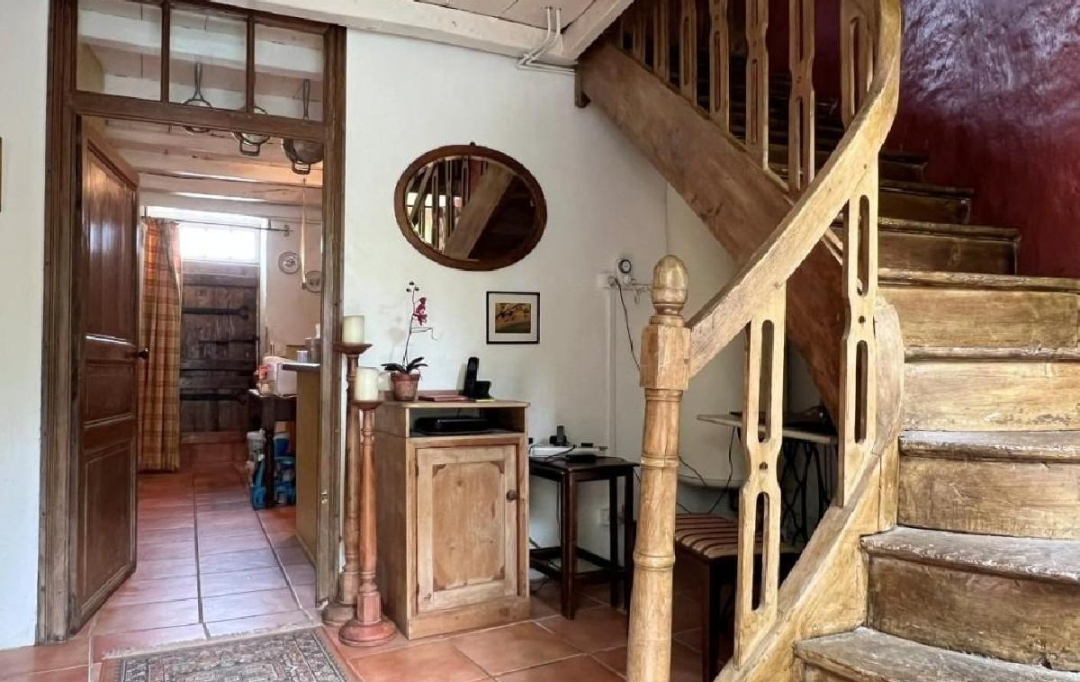 AGENCE TIC RUFFEC : Maison / Villa | CHAMPAGNE-MOUTON (16350) | 96 m2 | 80 000 € 