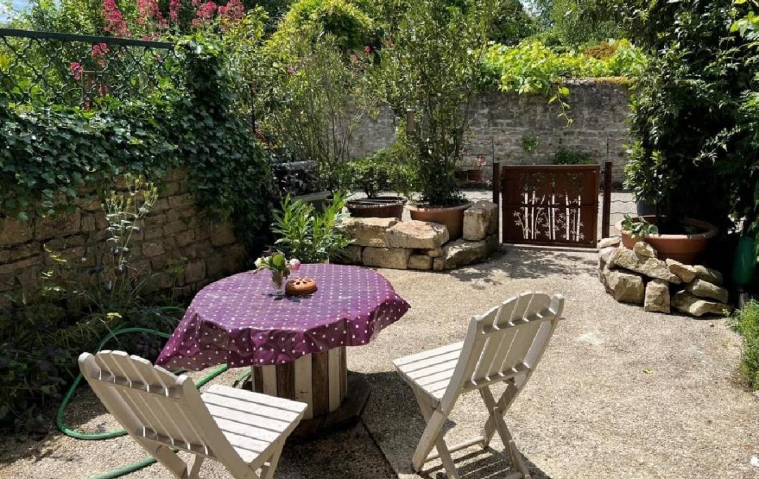 AGENCE TIC RUFFEC : Maison / Villa | NANTEUIL-EN-VALLEE (16700) | 102 m2 | 182 230 € 