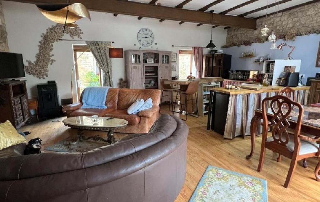 AGENCE TIC RUFFEC : Maison / Villa | NANTEUIL-EN-VALLEE (16700) | 102 m2 | 182 230 € 
