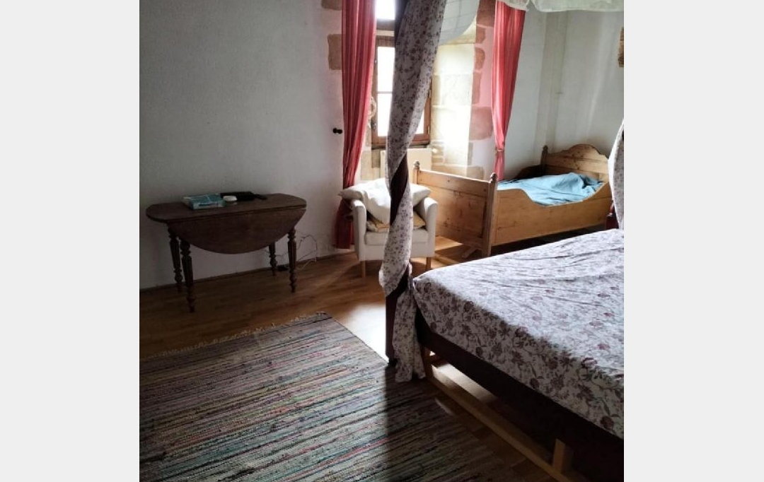 AGENCE TIC RUFFEC : Maison / Villa | SAINT-CLAUD (16450) | 135 m2 | 281 900 € 