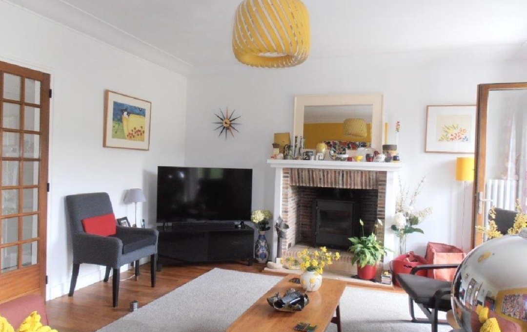 AGENCE TIC RUFFEC : Maison / Villa | CHARROUX (86250) | 129 m2 | 186 170 € 