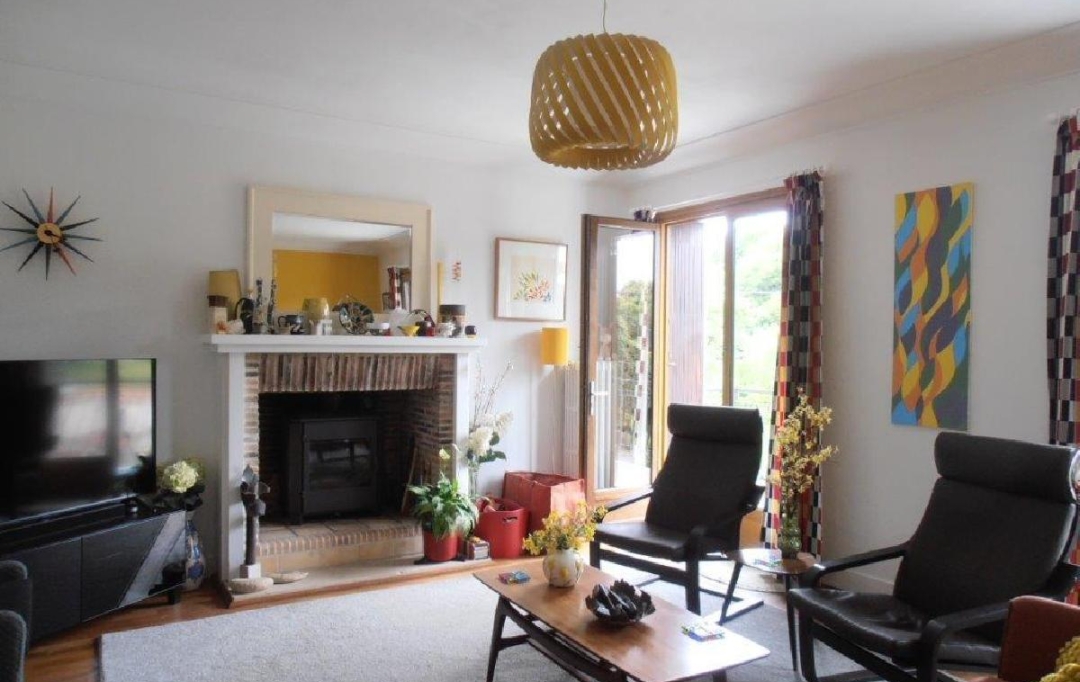 AGENCE TIC RUFFEC : Maison / Villa | CHARROUX (86250) | 129 m2 | 186 170 € 