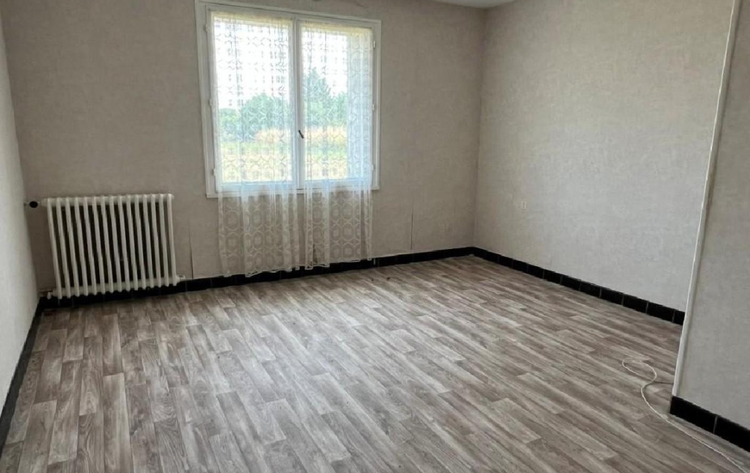 AGENCE TIC RUFFEC : House | RUFFEC (16700) | 162 m2 | 112 900 € 
