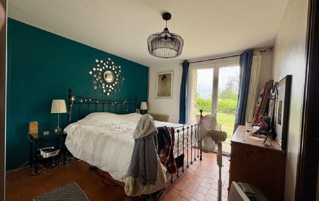 AGENCE TIC RUFFEC : Maison / Villa | LIZANT (86400) | 185 m2 | 377 890 € 