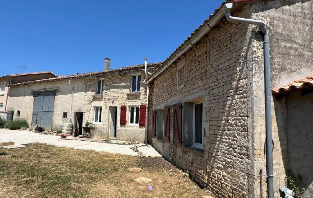 AGENCE TIC RUFFEC : Maison / Villa | SAUZE-VAUSSAIS (79190) | 154 m2 | 118 270 &euro; 