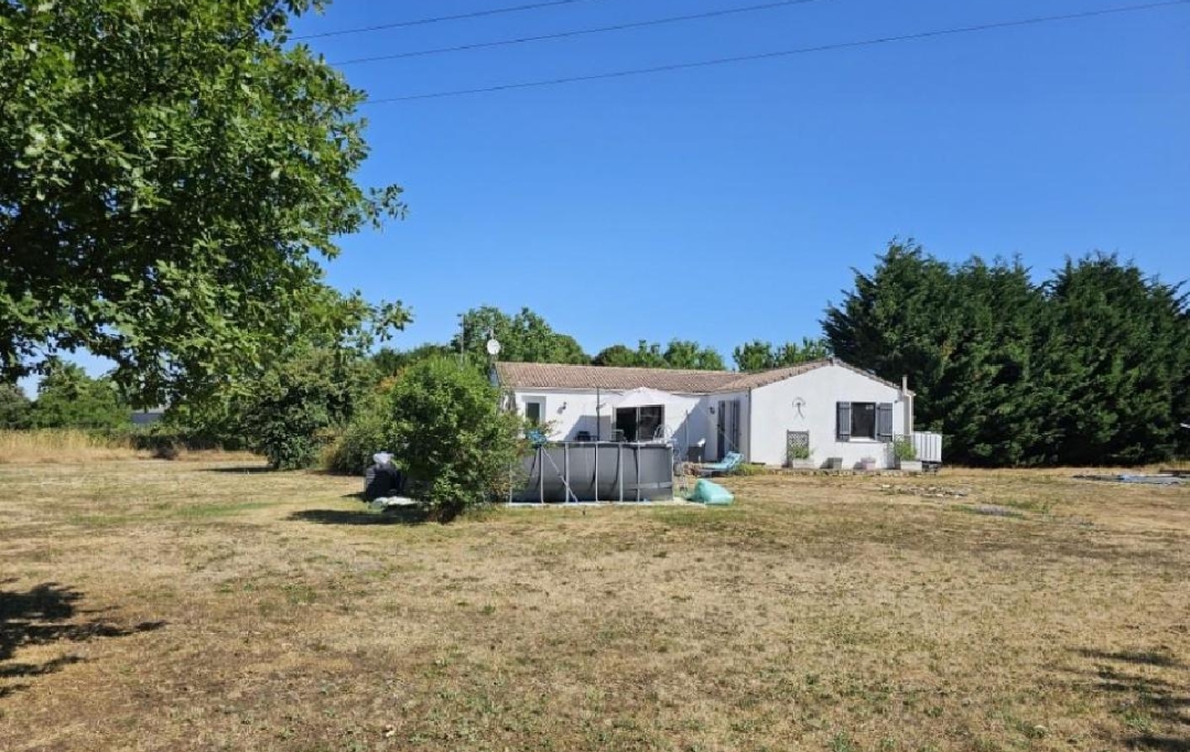 AGENCE TIC RUFFEC : Maison / Villa | BLANZAY (86400) | 110 m2 | 175 500 € 