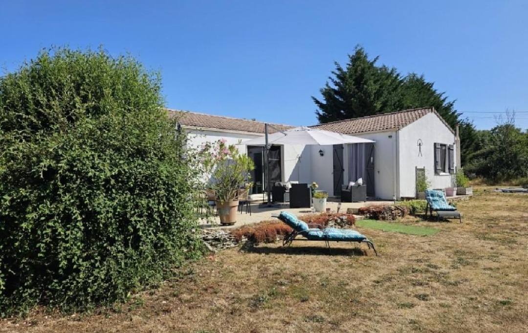 AGENCE TIC RUFFEC : Maison / Villa | BLANZAY (86400) | 110 m2 | 175 500 € 