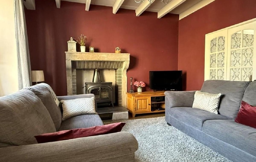 AGENCE TIC RUFFEC : Maison / Villa | CHAMPAGNE-MOUTON (16350) | 170 m2 | 178 200 € 