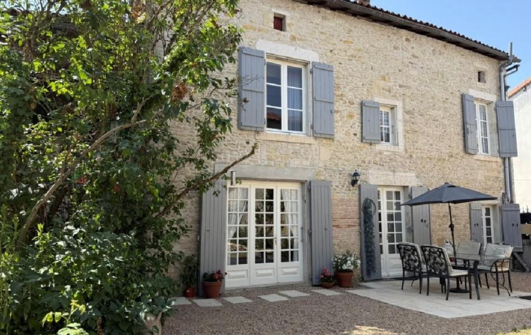 AGENCE TIC RUFFEC : Maison / Villa | CHAMPAGNE-MOUTON (16350) | 170 m2 | 178 200 € 