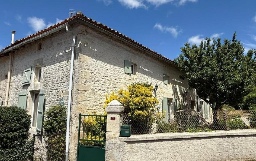 AGENCE TIC RUFFEC : Maison / Villa | AUNAC (16460) | 168 m2 | 167 000 &euro; 