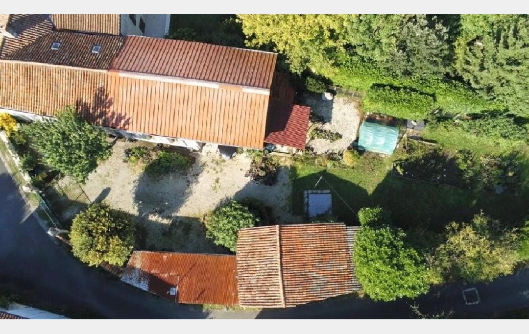 AGENCE TIC RUFFEC : Maison / Villa | AUNAC (16460) | 168 m2 | 167 000 &euro; 